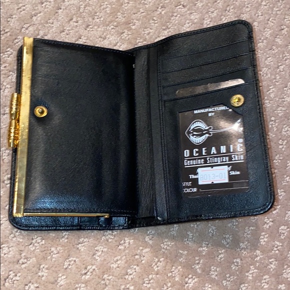 Stingray skin wallet - Picture 2 of 9